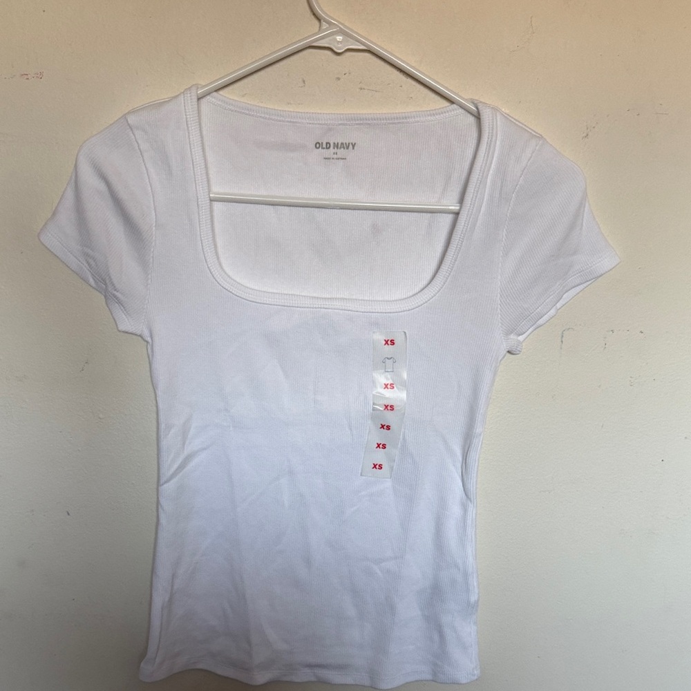 Old Navy Women's Classic White Short Sleeve Tee